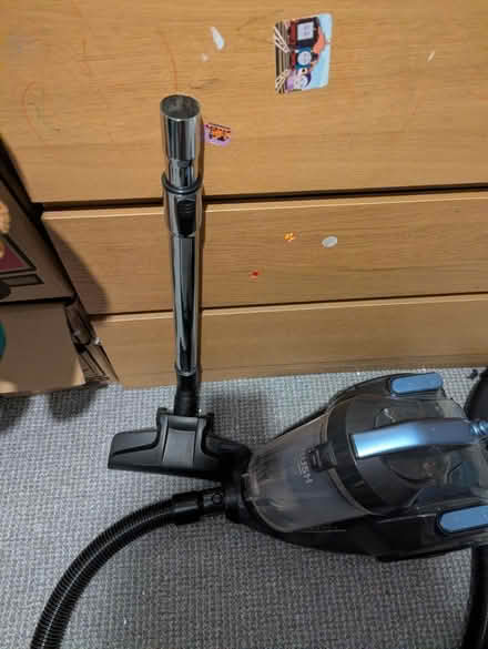 Photo of free Bush hoover (LS27 Morley) #3