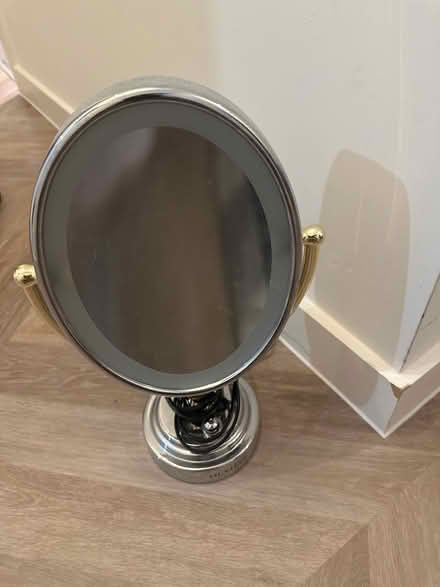 Photo of free Mirror (Poplar E14) #1
