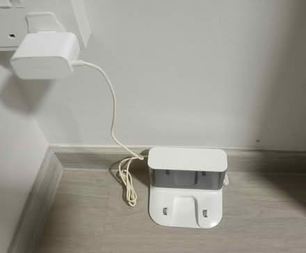 Photo of free Xiaomi vacuum bot E10 (faulty) (Tiong bahru) #2