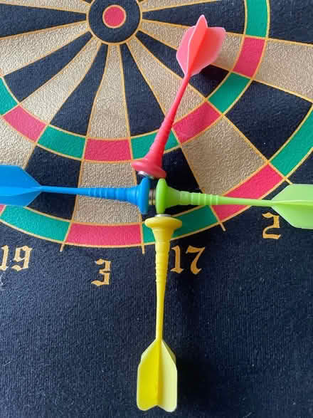 Photo of free Magnetic dart board with darts (Earley RG6) #2