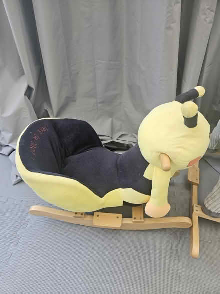 Photo of free Bumble bee rocker (Kenilworth CV8) #2