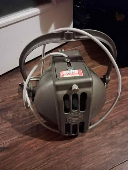 Photo of free Reconditioned stage light (Peterborough walton) #2
