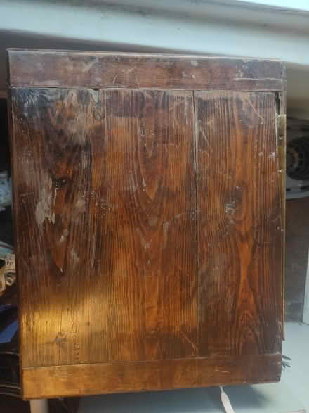 Photo of free Wood storage box (needs TLC) (BN2 Hartington road) #4