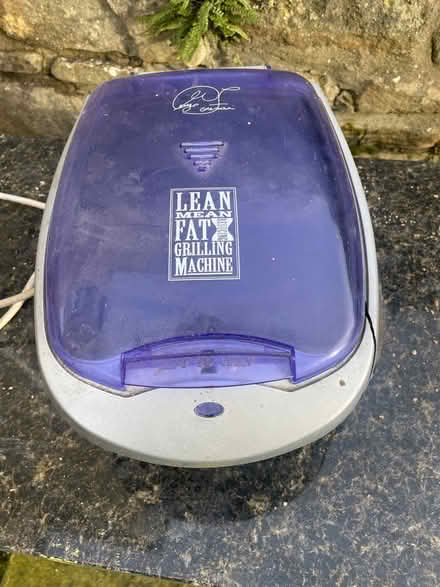 Photo of free George Forman grilling machine (Halton LA2) #1
