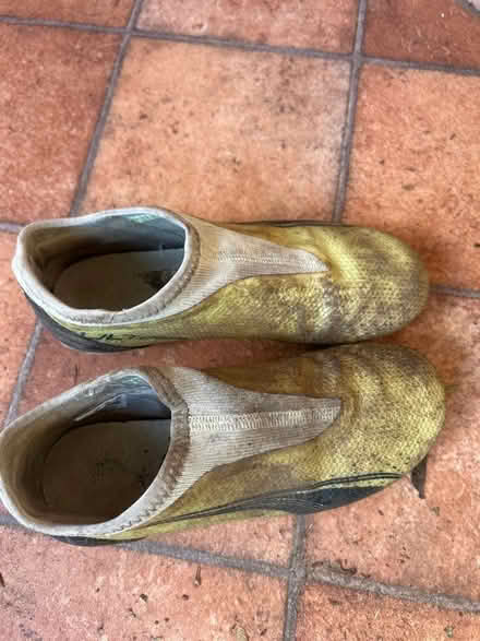 Photo of free Kids football shoes size U.K. 1 (Trumpington Ward CB2) #2