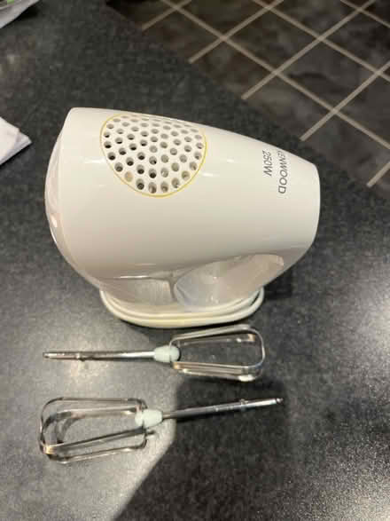 Photo of free Kenwood hand mixer (Dunstable LU6) #1