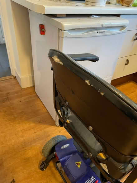 Photo of free Mobility Scooter (Gu11ep) #4