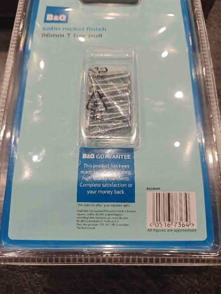 Photo of free B&Q satin nickel finish 96 millimeter t-bar pull handles (Hill Head PO14) #2