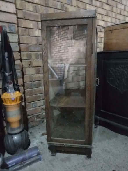 Photo of free Glass display cabinet (Leigh Beck SS8) #3