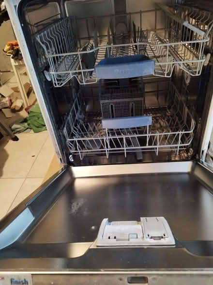 Photo of free Bosch dishwasher (Elmers End BR3) #2