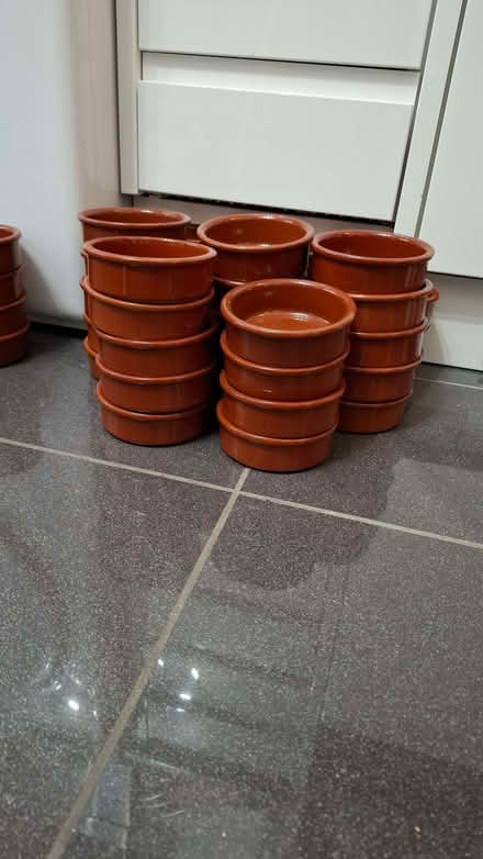 Photo of free Small ceramic dishes (Maldon CM9) #2