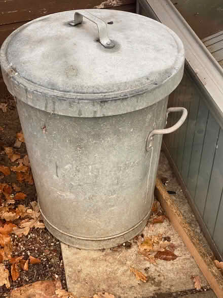Photo of Metal Dustbin (Thurton NR14) #1