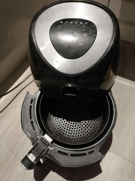 Photo of free Air Fryer (Broken Cross SK10) #1