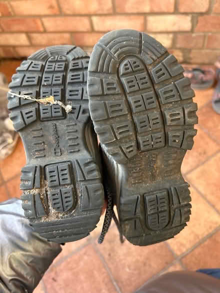 Photo of free Berghaus junior hiking boots (Trumpington Ward CB2) #4