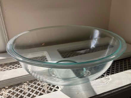 Photo of free Glass Pyrex Bowl (Cleveland Park) #1