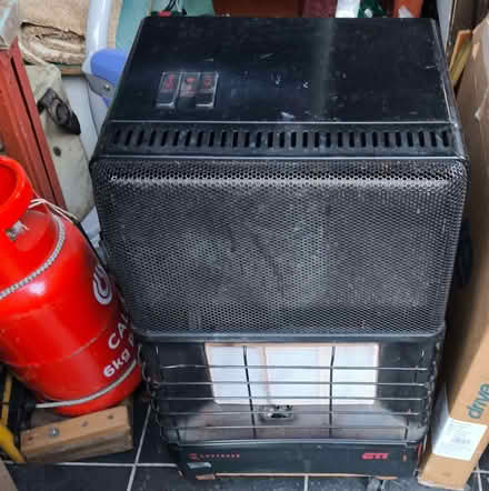 Photo of free Calor gas fire with bottle on wheels (Garstang PR3) #1