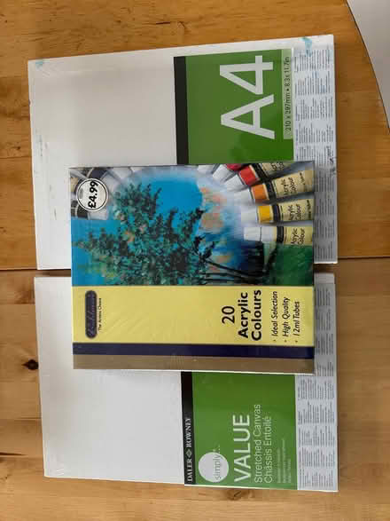 Photo of free Acrylic colours and two canvasses (Highfields Caldecote) #1