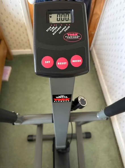 Photo of free York Fitness crosstrainer (Queslett B44) #1