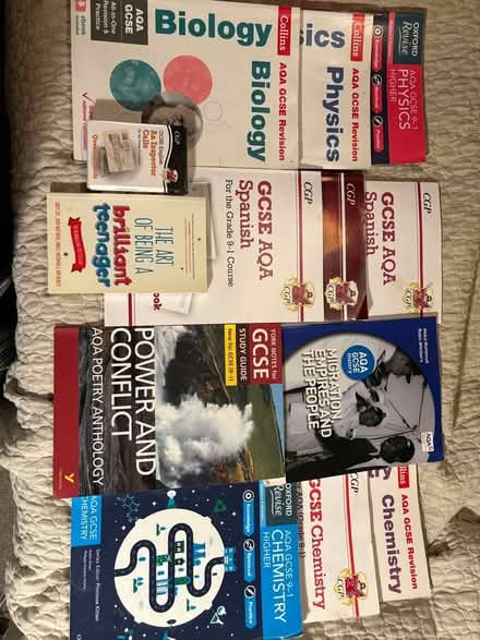 Photo of free GCSE revision materials (Dalston E8) #1