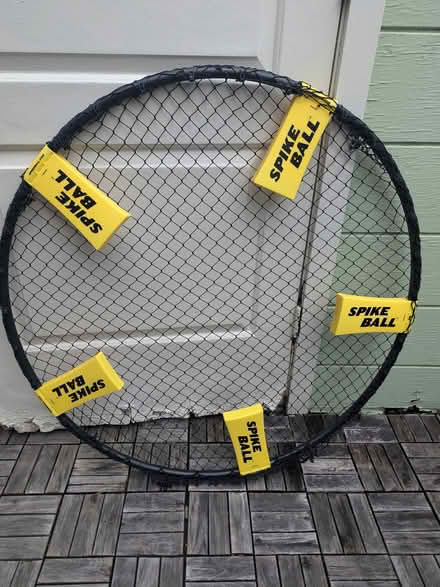 Photo of free Spikeball net (94040) #1
