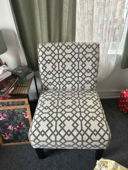 Photo of free Chair (W106dd) #1