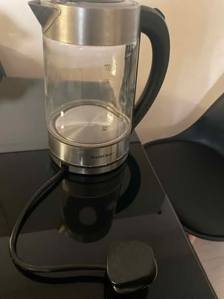Photo of free Fast boil glass kettle (W3 8bf south Acton) #2