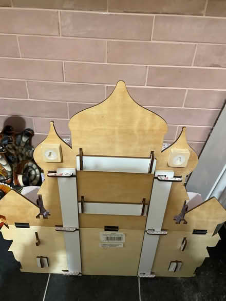 Photo of free Djeco castle shelf (Chapeltown S35) #2