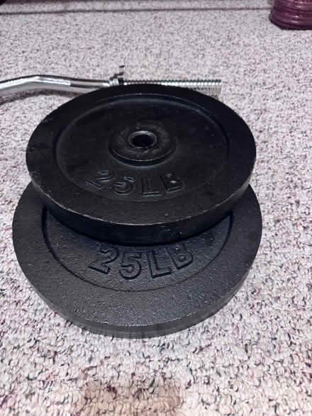 Photo of free Curl bar + 120 lbs free weights (Newmarket) #2