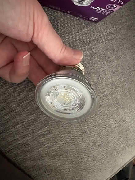 Photo of free 50w dimmable LED lightbulbs (L9k 0e7) #3