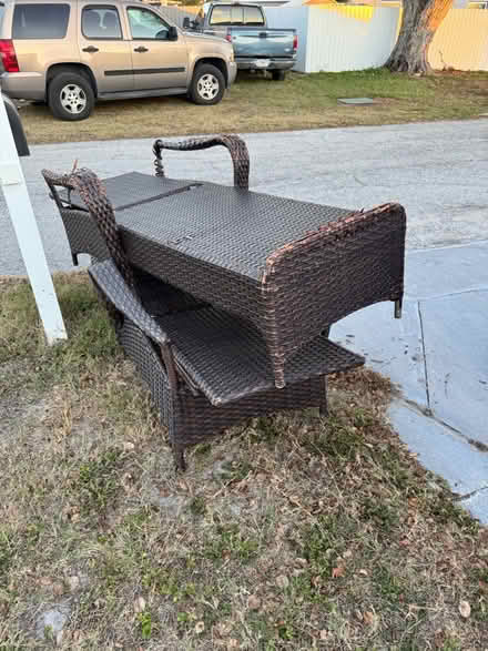 Photo of free Brown Wicker Pool Loungers (2) (19/Ranch Rd Port Richey Hudsn) #4