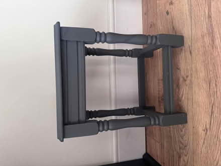 Photo of free Small side table (Stanney Oaks CH1) #2