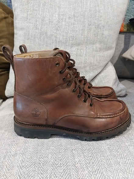 Photo of free Timberland Para boots (Surrenden Road) #2