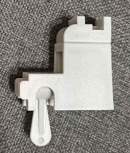 Photo of Curtain Track Fixings (DA1) #2