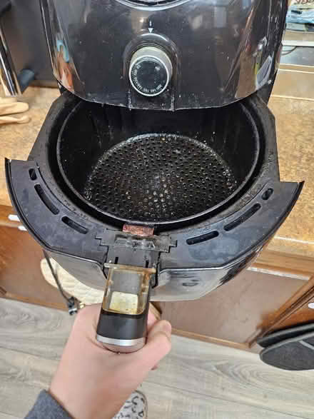 Photo of free Air fryer (Abram WN2) #3