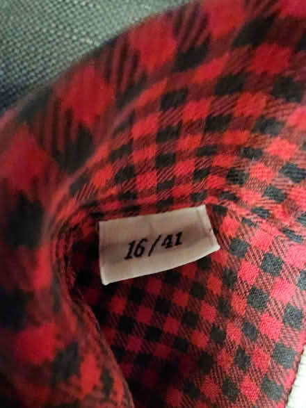 Photo of free Men checked shirt 16 inch (Lower Morden SM3) #3