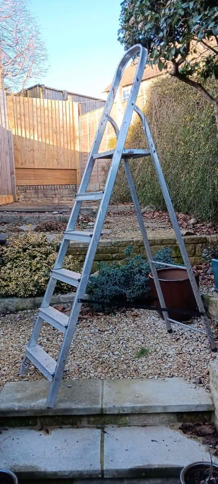 Photo of free ladder (Bussage GL6) #1