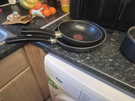 Photo of free Saucepans and frying pans (High wycombe HP13) #3