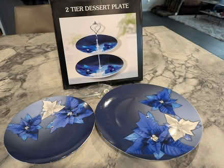 Photo of free 2 Tiered dessert plate (Alameda) #1