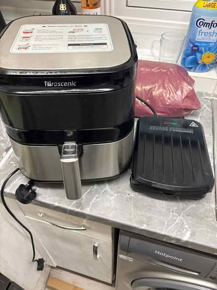 Photo of free Air fryer (Surrey quays) #1
