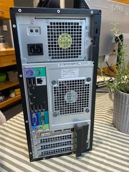 Photo of free Computer (Clapham Common SW12) #2