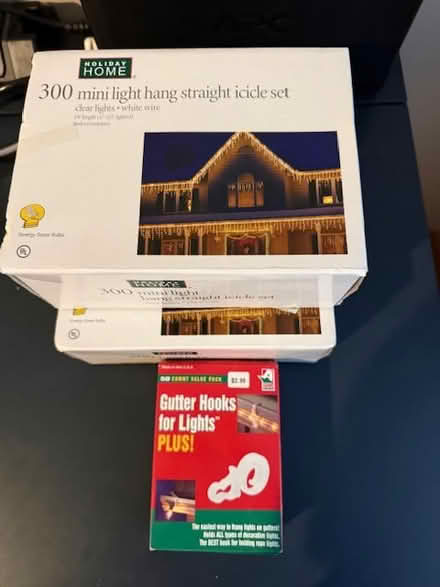 Photo of free New Christmas Lights and Hangers (Redmond) #1