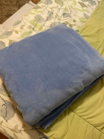 Photo of free Like new king fleece blanket (Camden and Leigh) #2