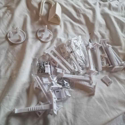 Photo of free Draw & Cupboard Latches: children (Wallington, SM6) #1