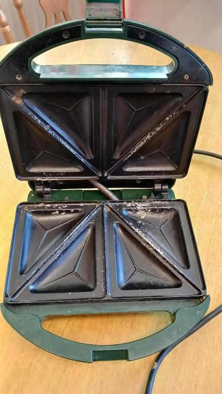 Photo of free Toastie maker (Newburgh KY14) #2