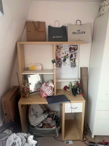 Photo of free Child’s desk (W6) #1