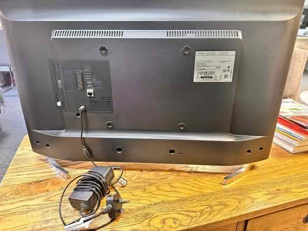 Photo of free 32inch TV (Windsor SL4) #3