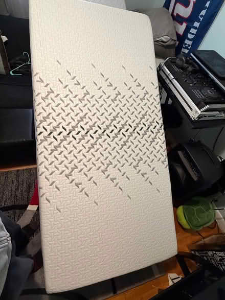 Photo of free Nectar Twin XL Luxe Hybrid Mattress (Valley Cottage) #3