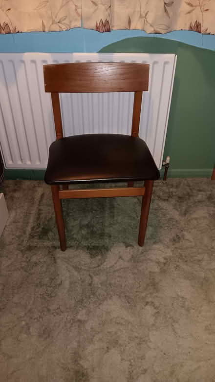 Photo of free Small chair (Glenfield LE3) #1