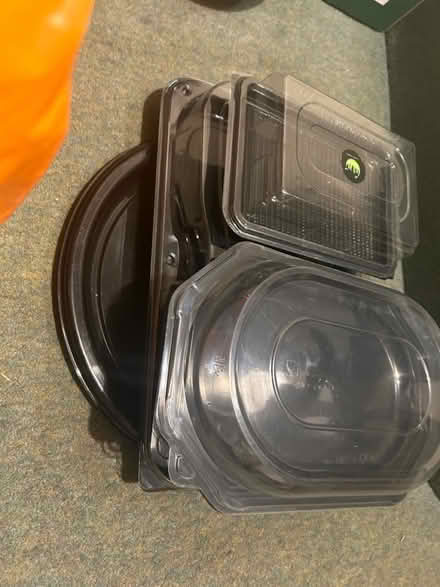Photo of free Plastic platters (Hitchin SG4) #1