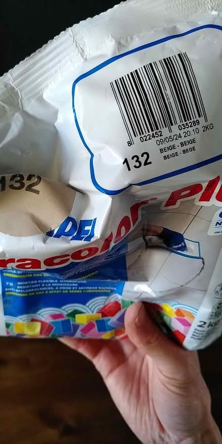 Photo of free Beige bathroom tile grout (Cambridge CB5) #3